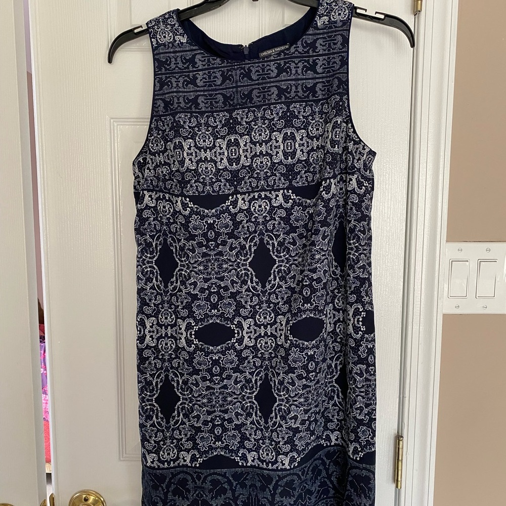 Women’s midi dress; size M; sleeveless; zipper in the back